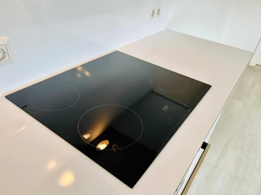 Sunny Modern Apartment With Balcony - Free Parking Vienna Esterno foto